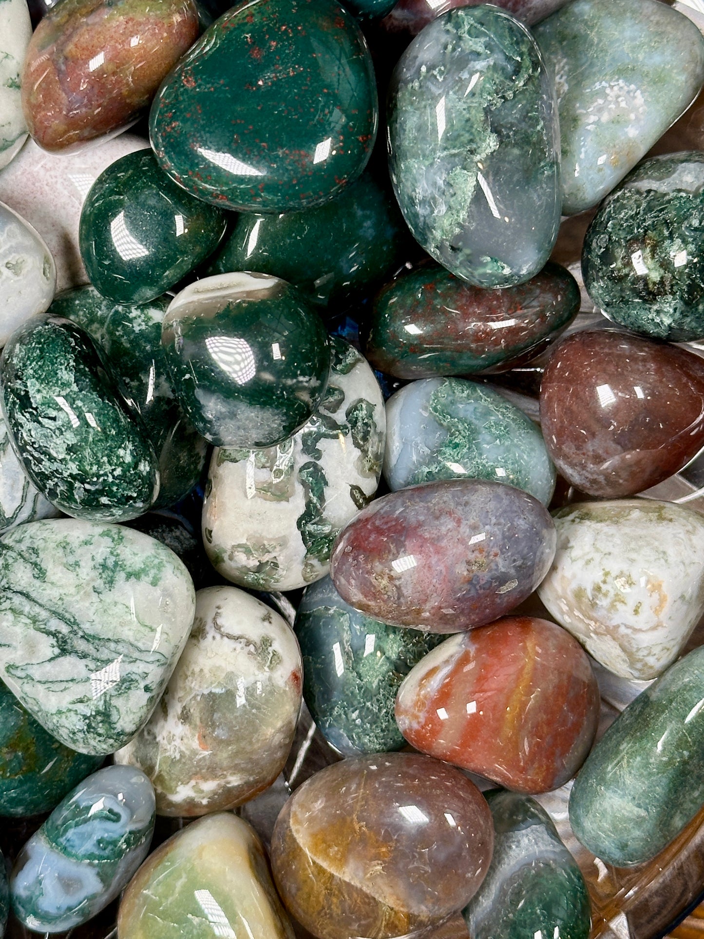 Moss Agate Tumbled Stones